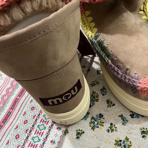 Mou Suede Ankle Boots With Fleece Lining - Picture 9 of 9